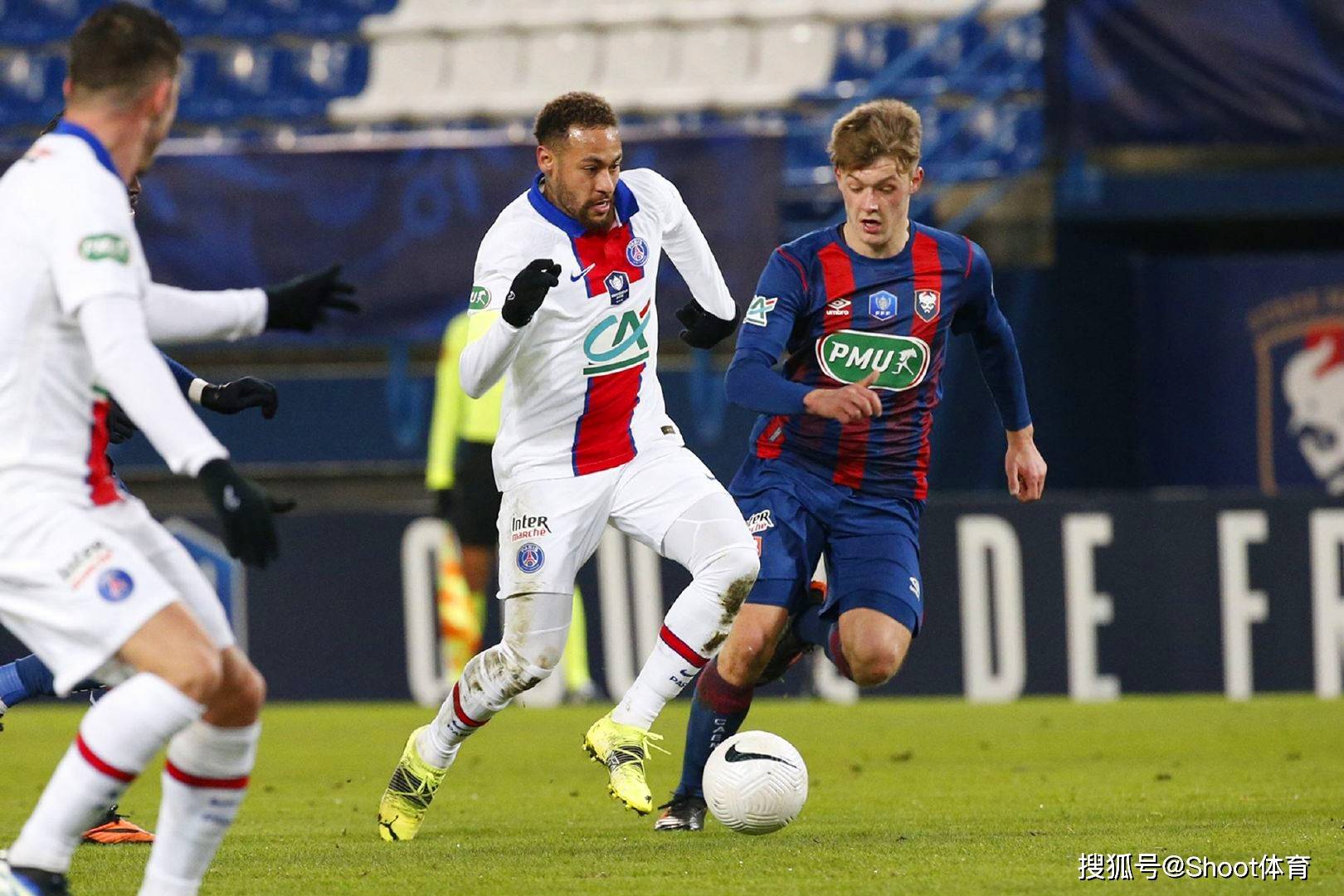 巴特勒经典对决，梅西与30激战澳大利亚队分钟，险胜胜负难料！